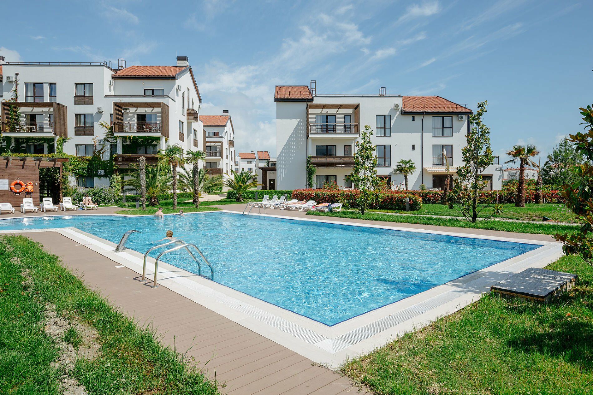 Бассейн Сириус Парковый